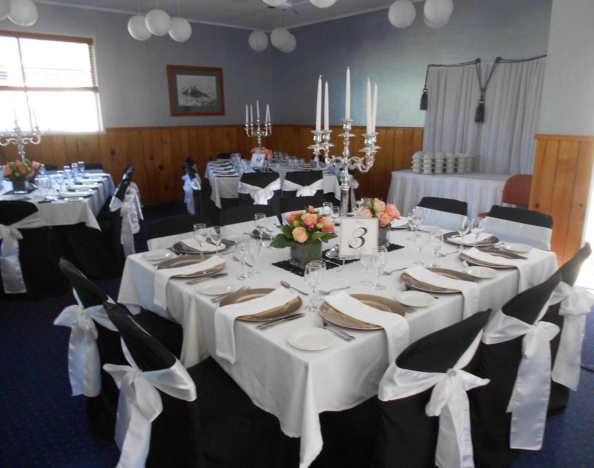 South Pacific Resort Hotel Бернт Пайн Екстериор снимка